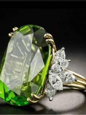 Green Crystal Statement Ring with Marquise Accent Stones 8